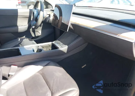 2021 Tesla Model Y Long Range Dual Motor All-Wheel Drive from USA, damaged, VIN 5YJYGDEE5MF297624